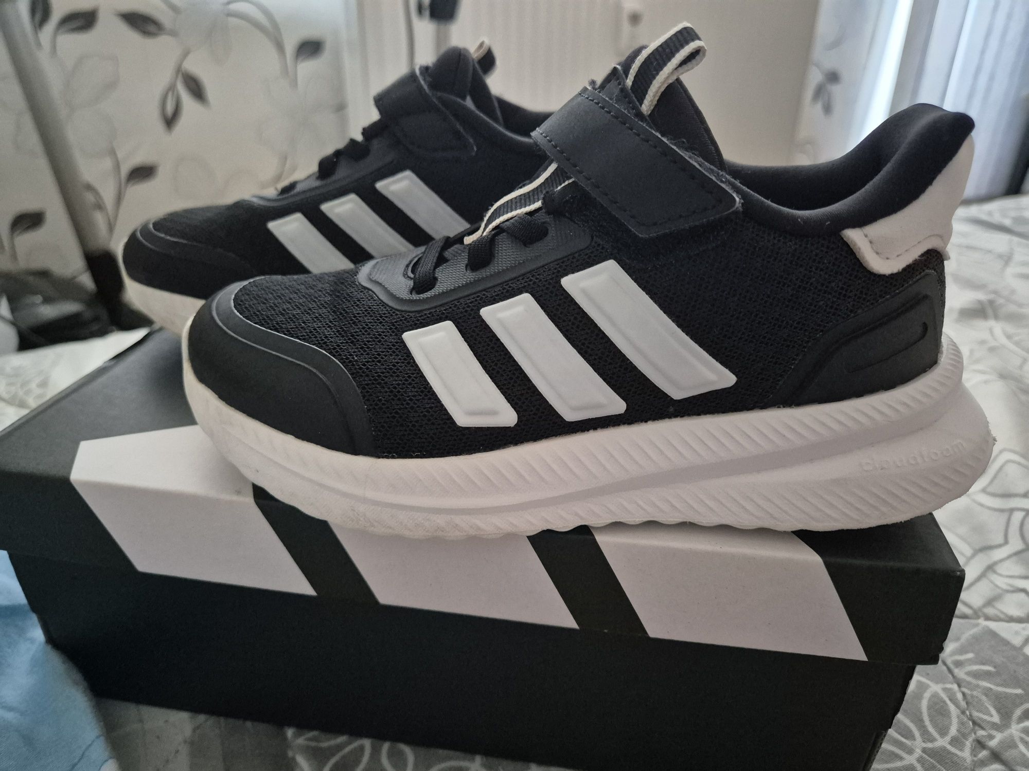 Детски маратонки adidas X_PLRPATH EL C