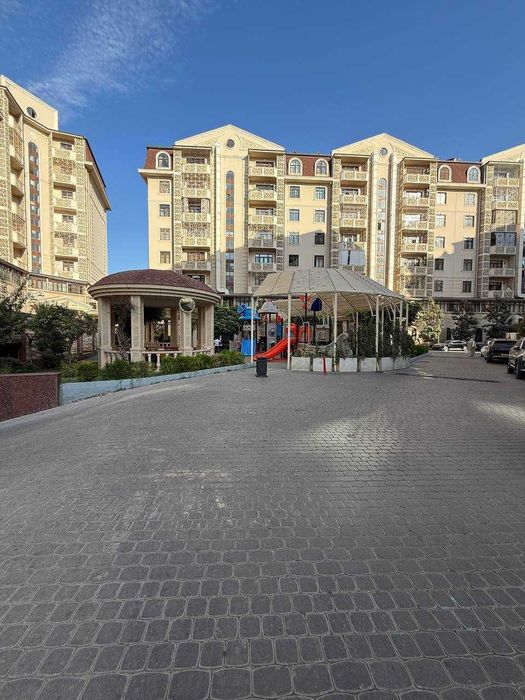 Продаётся 3х комнатная квартира в ЖК "Новомосковская" от Golden House