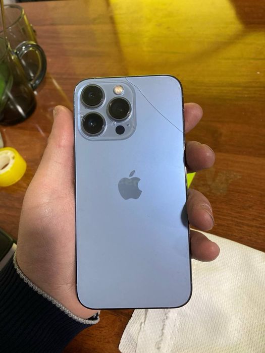 Iphone 13 pro zaa region 2 sim