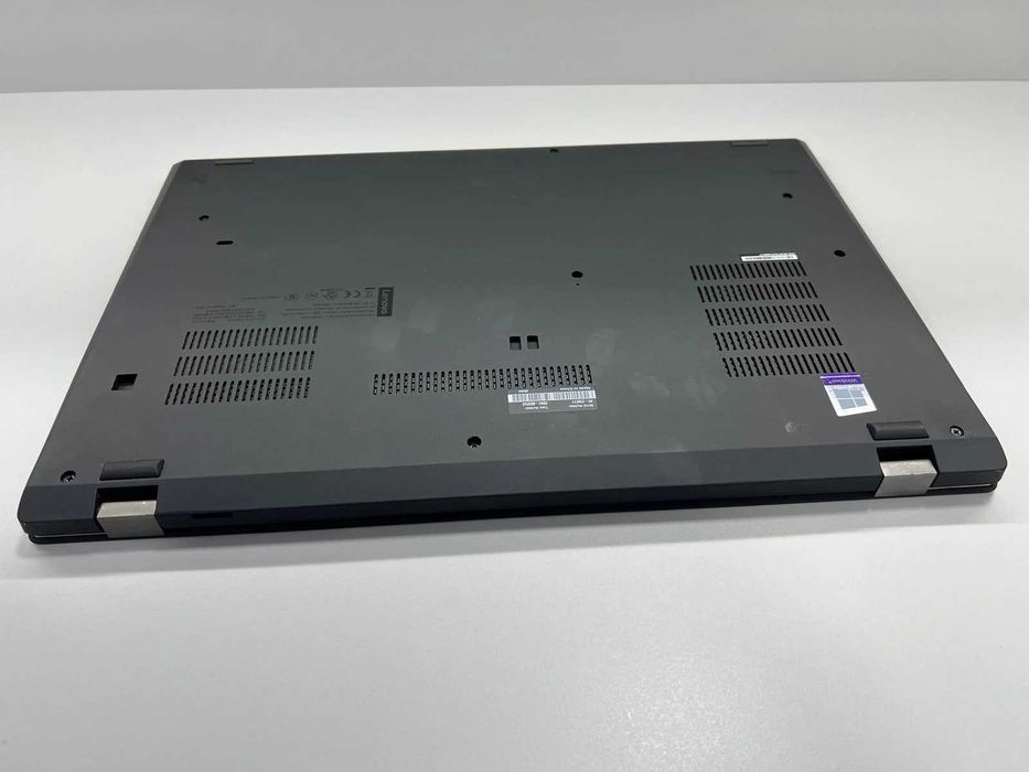 Laptop SH Lenovo T590 15.6″ i7-8665U 16gb RAM SSD 512 NVME Bat NOUA