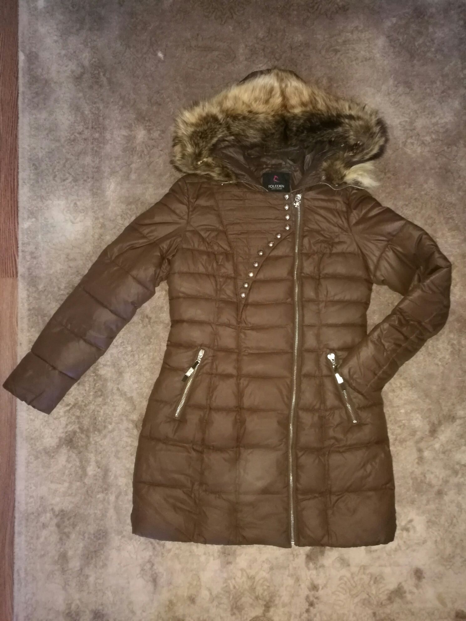 Зимняя куртка на 46-48, холлофайбер