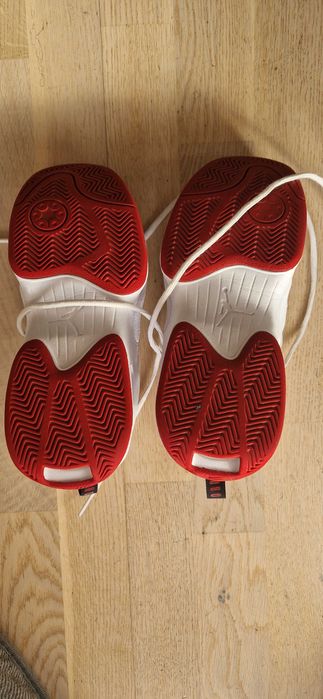 Баскетболни маратонки JORDAN MAX AURA 6 (GS)