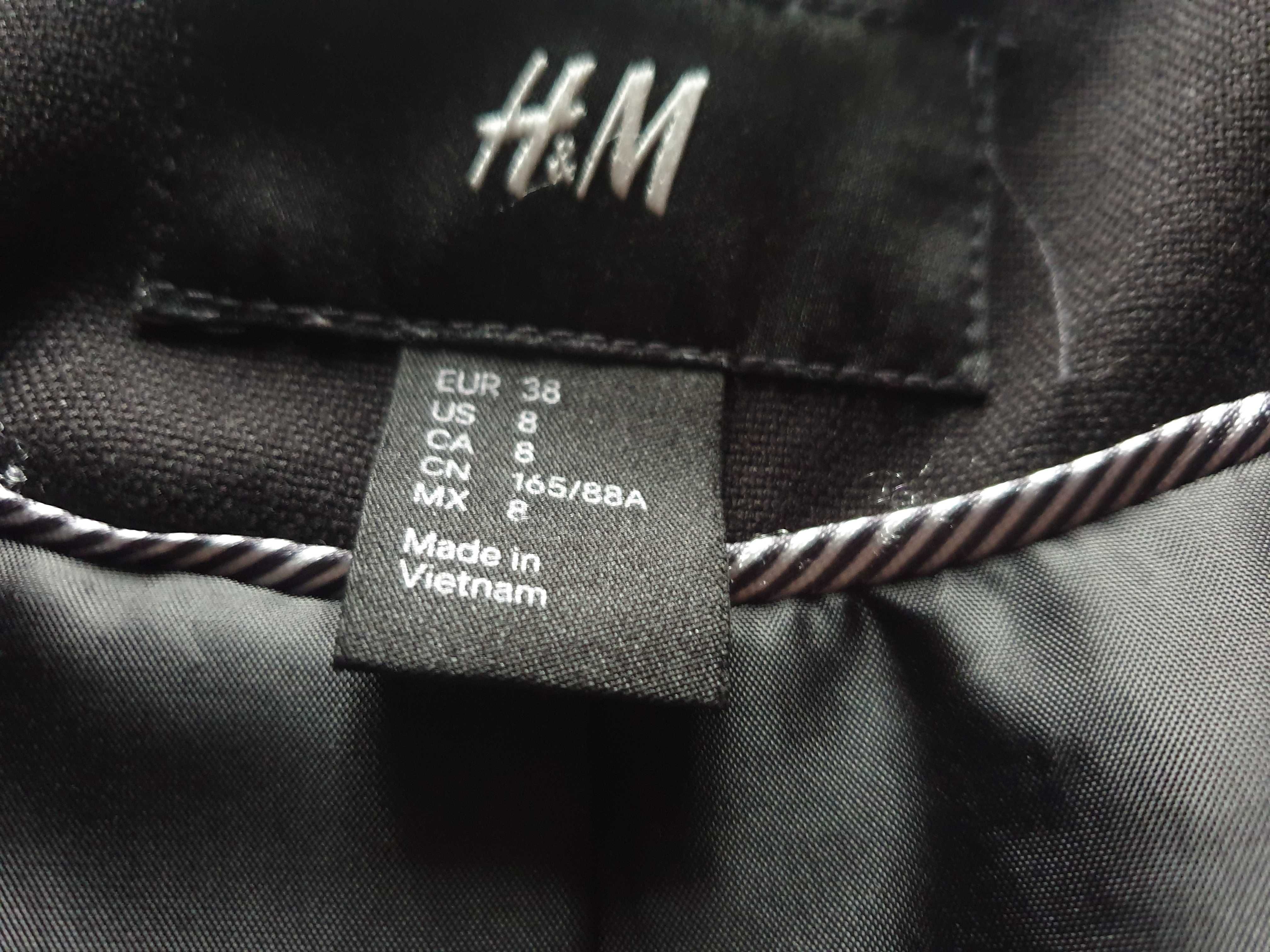 Черно дамско сако H&M