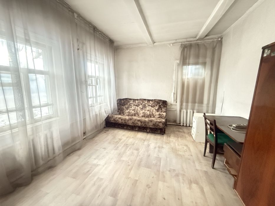 Отдельностоящий 4х комнатный дом , 5 соток земли,рабочий,