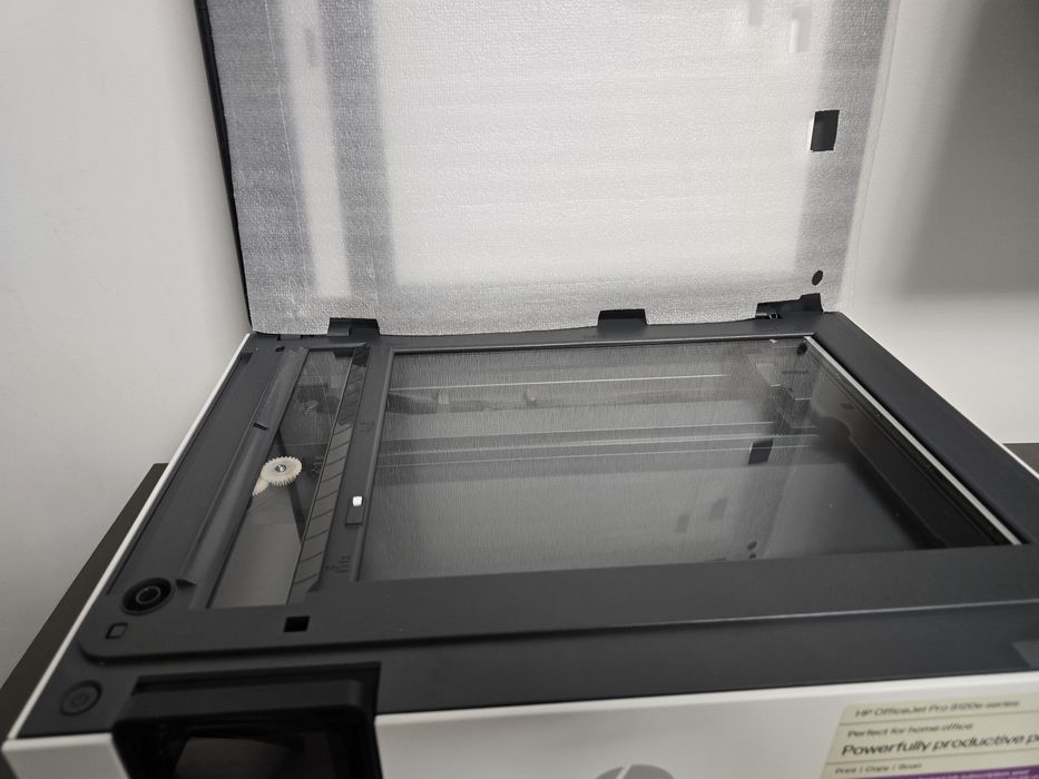 Imprimanta multufuncțională HP 8120e