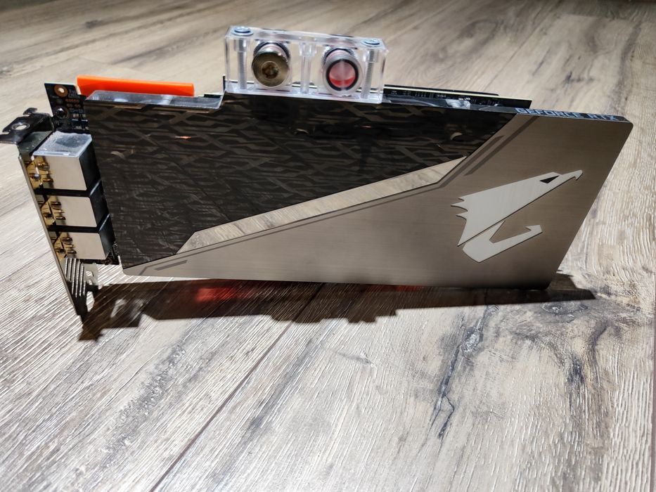 Gigabyte auros RTX 2080 super