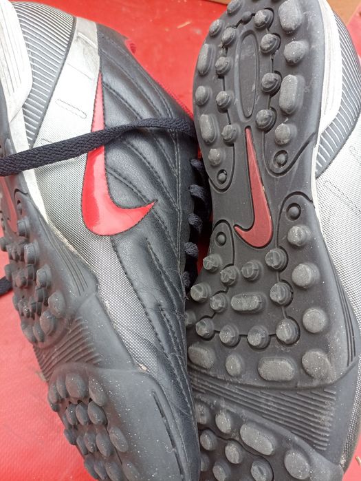 Pantofi sport NIKE marimea 41 și 44