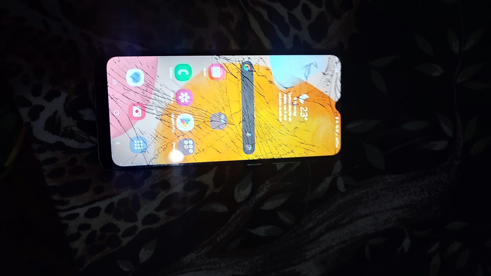 Vând urgent Samsung