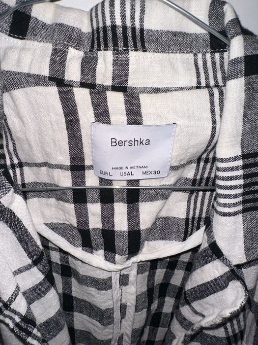 Cropped ризи Zara, Bershka