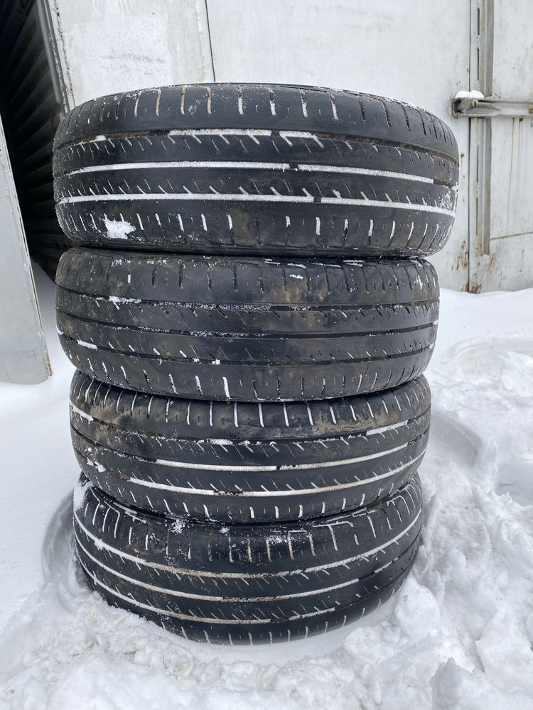 Продам шины 185/65r15
