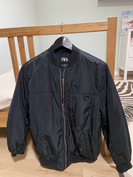 Продам бомбер Zara