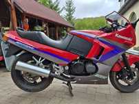 Vând Kawasaki GPX 600 R