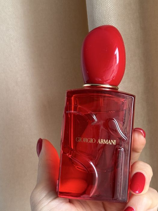 Giorgio Armani Si red musk