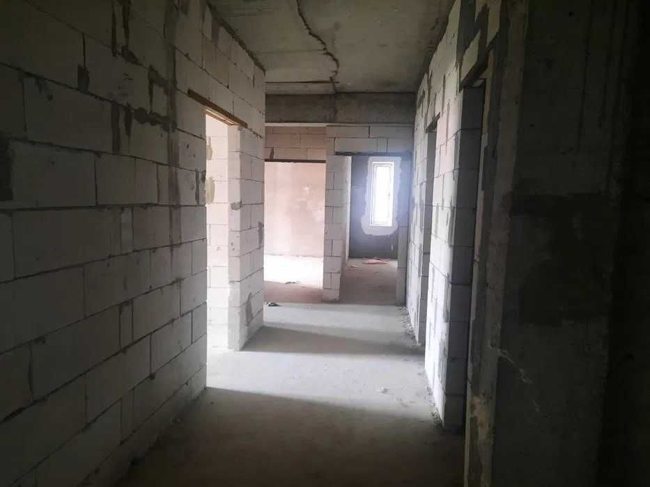 ;Юнусабад‼️4-комнатная квартира в новостройке, 121 м² без ремонта