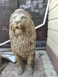 Статуя льва ручная работа
