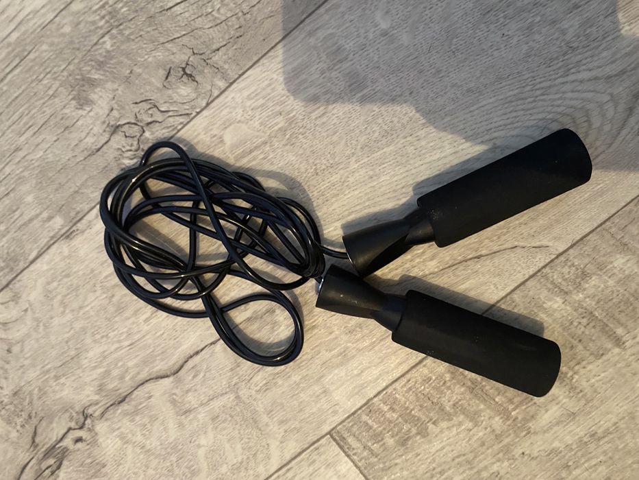 Профессиональная скакалка для спорта