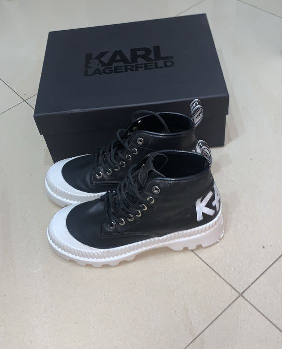 Vând ghete Karl Lagerfeld