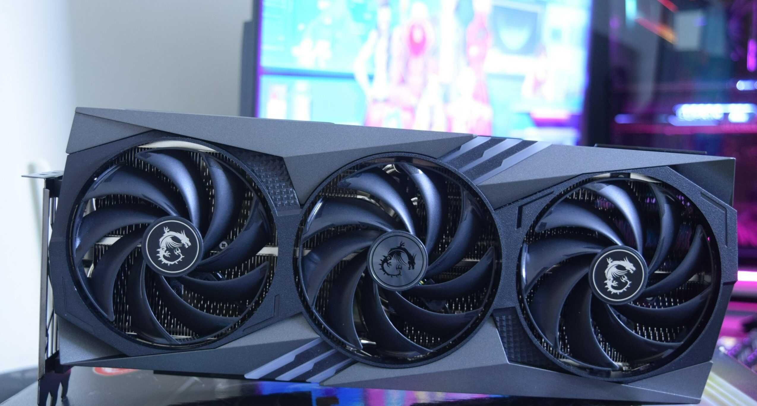 Placa video GeForce RTX™ 4080 16GB GAMING X TRIO