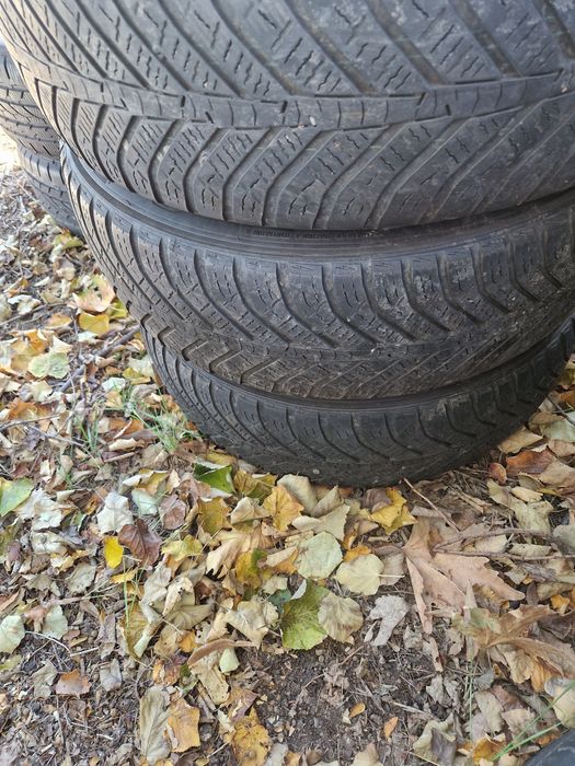 5×114,3мм. 225/65/17 цола Хонда