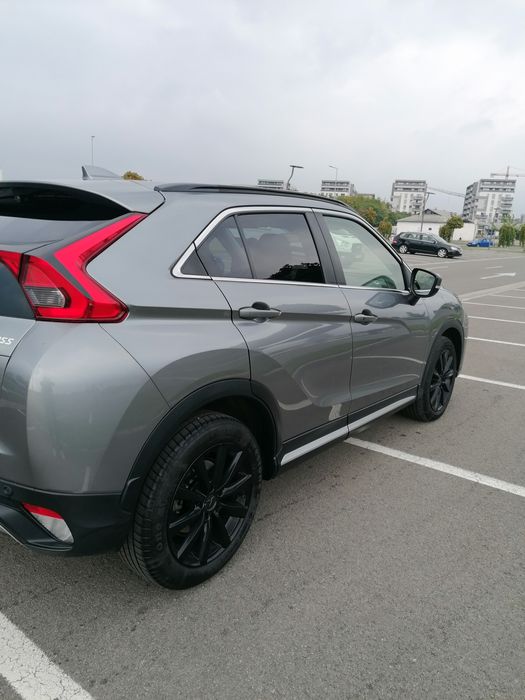 Vând Mitsubishi Eclipse Cross Intense 2018 automatic