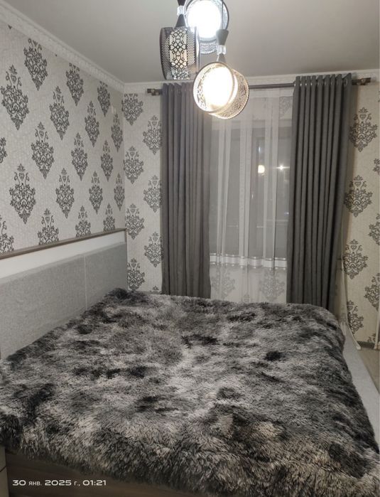 Продается Своя 2/2/9 квартира Метро Ойбек , Мирабад