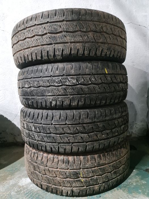 4x 215/60/17C M+S HANKOOK 6MM 2022 Stare impecabila