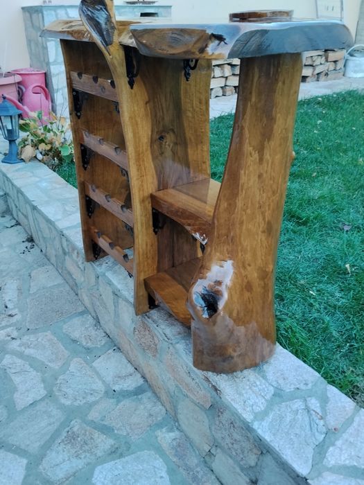 Продавам винарна