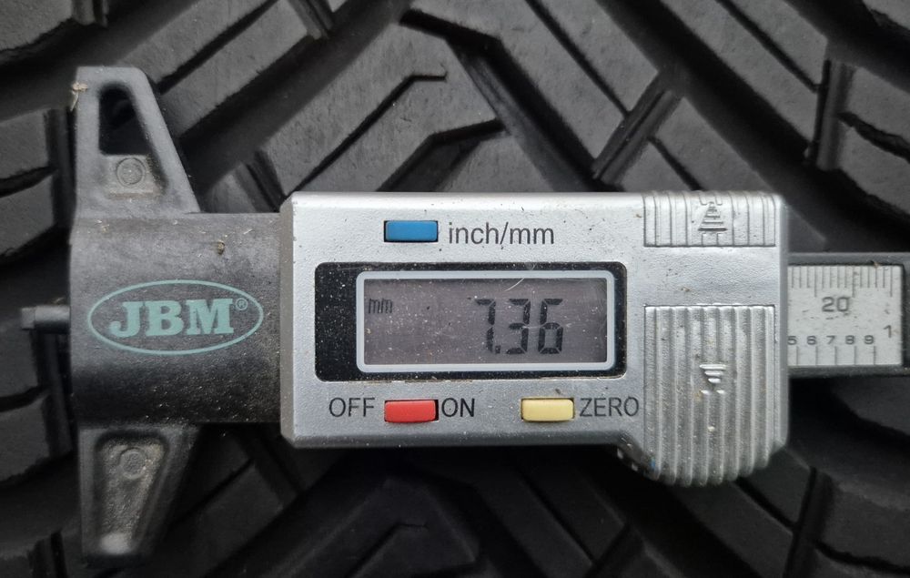 Set 2buc 215/55 R17 98W XL Continental All-Season Contact M+S iarnă