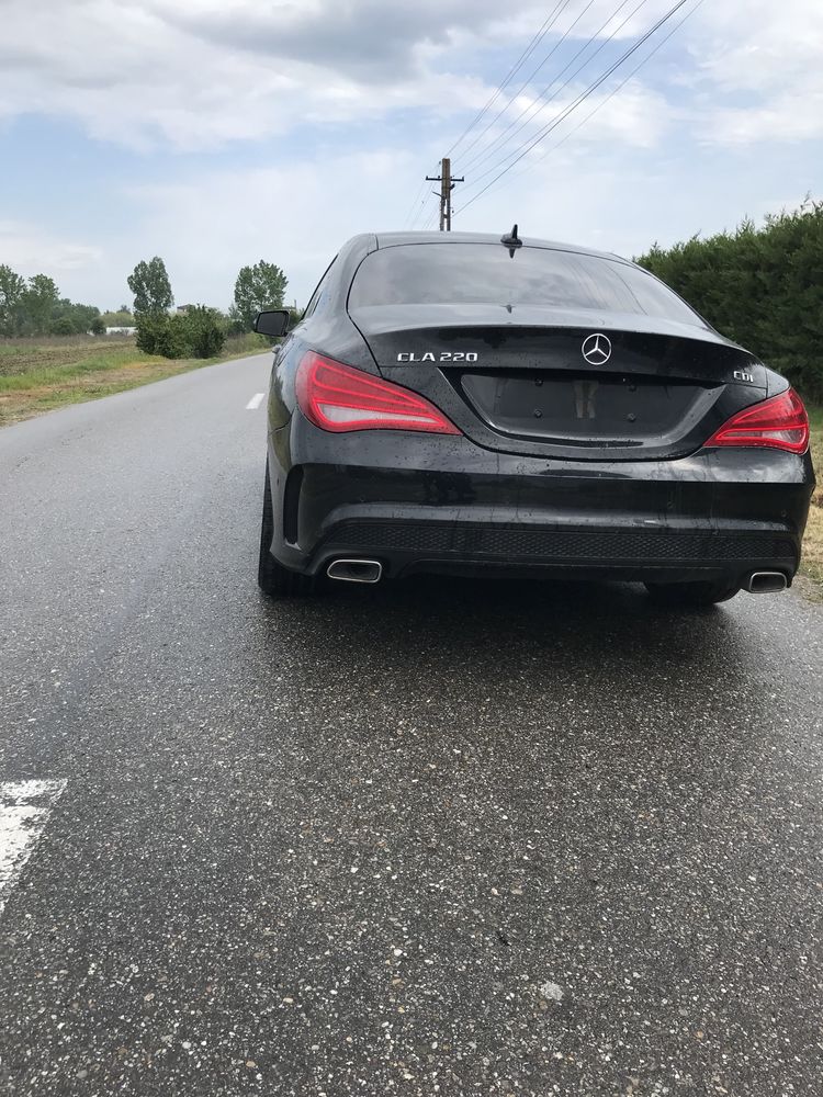 Dezmembrez Mercedes    CLA 220 AMG