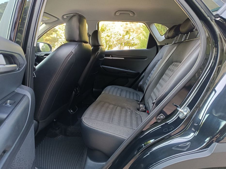 Kia Sonet Luxe 2025! 2-poz Avtomat karobka. Salonda 229 mln li