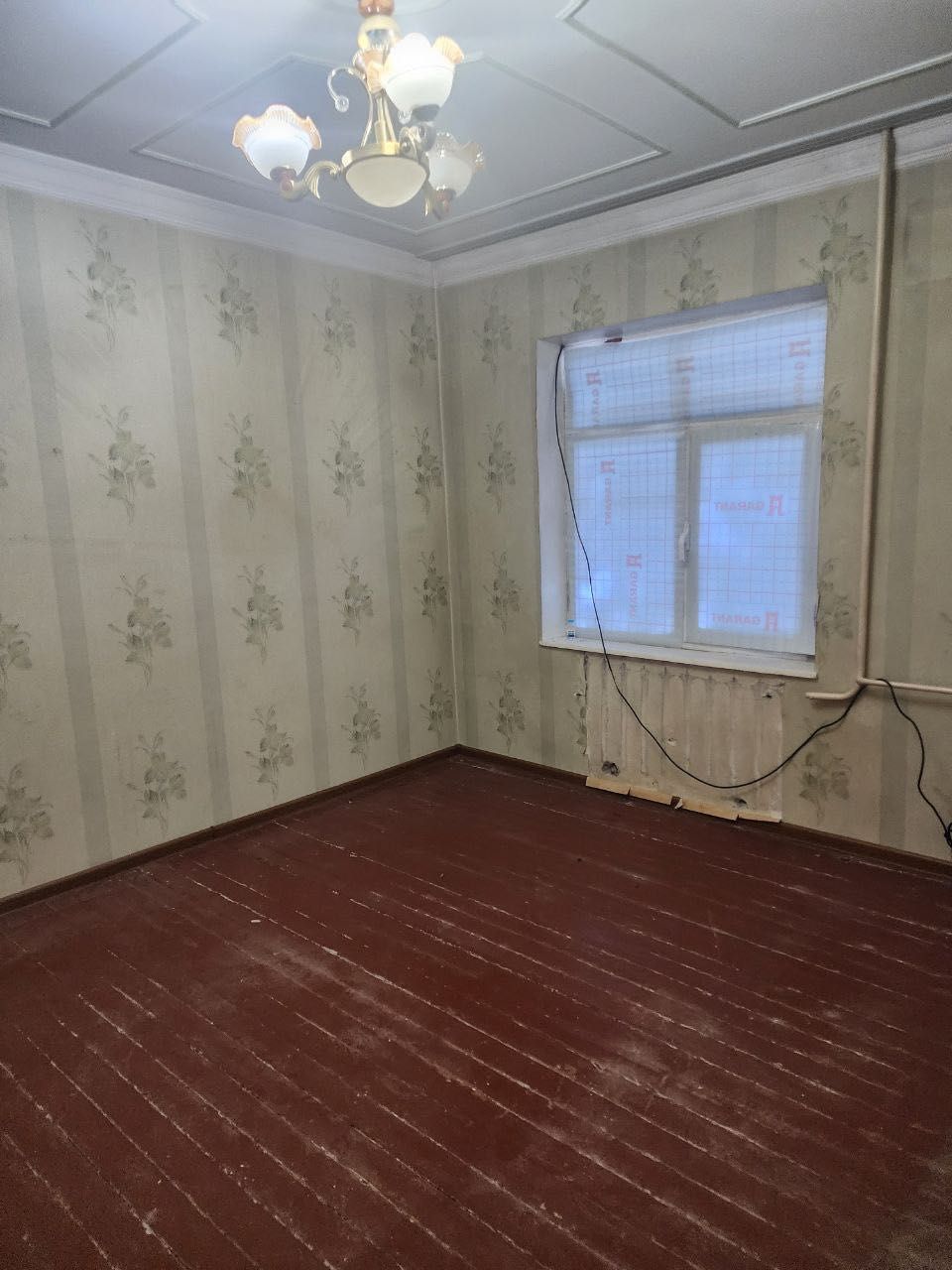 3 хонали квартира Андижон шахри марказида.