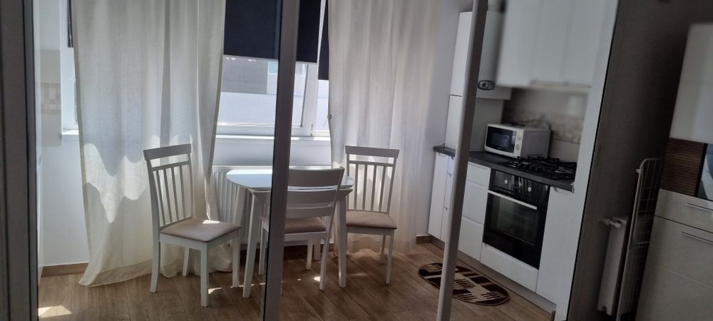 Închiriez garsonieră Militari Residence