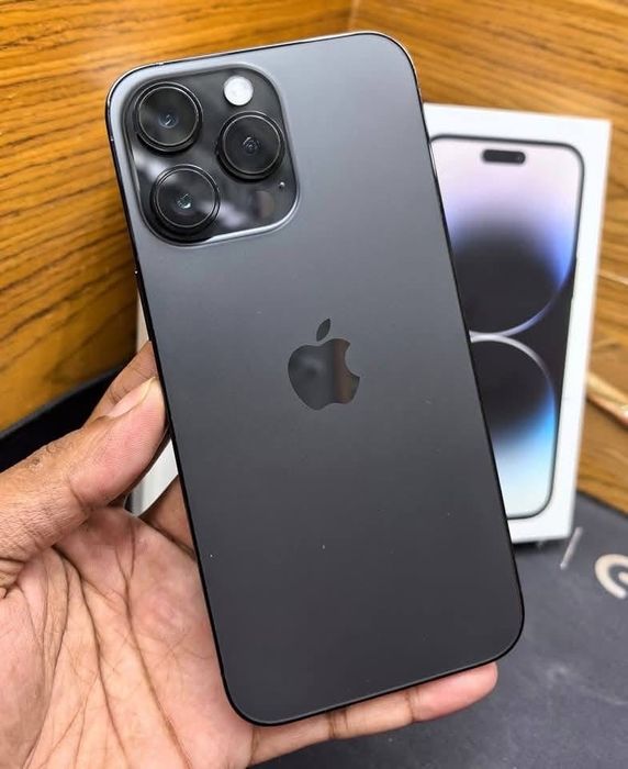 iPhone 14 PRO MAX de 256 GB cu 98% Bateria