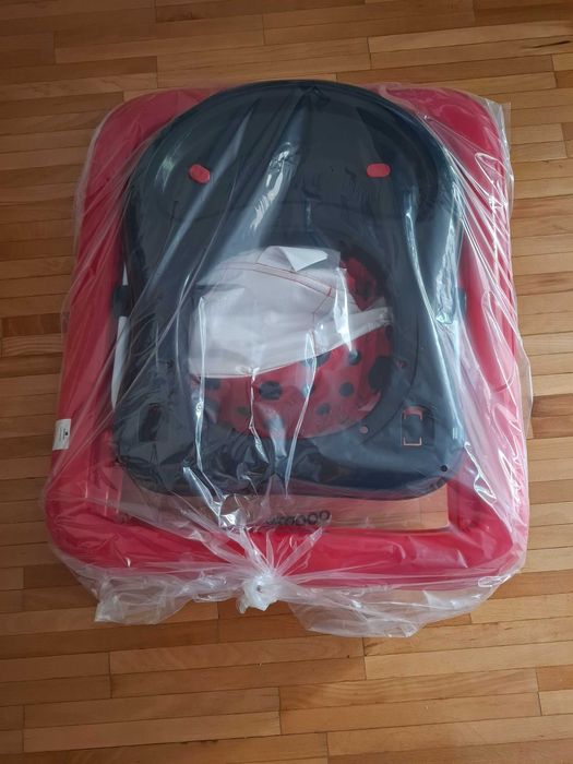 Проходилка за момиче - нова.