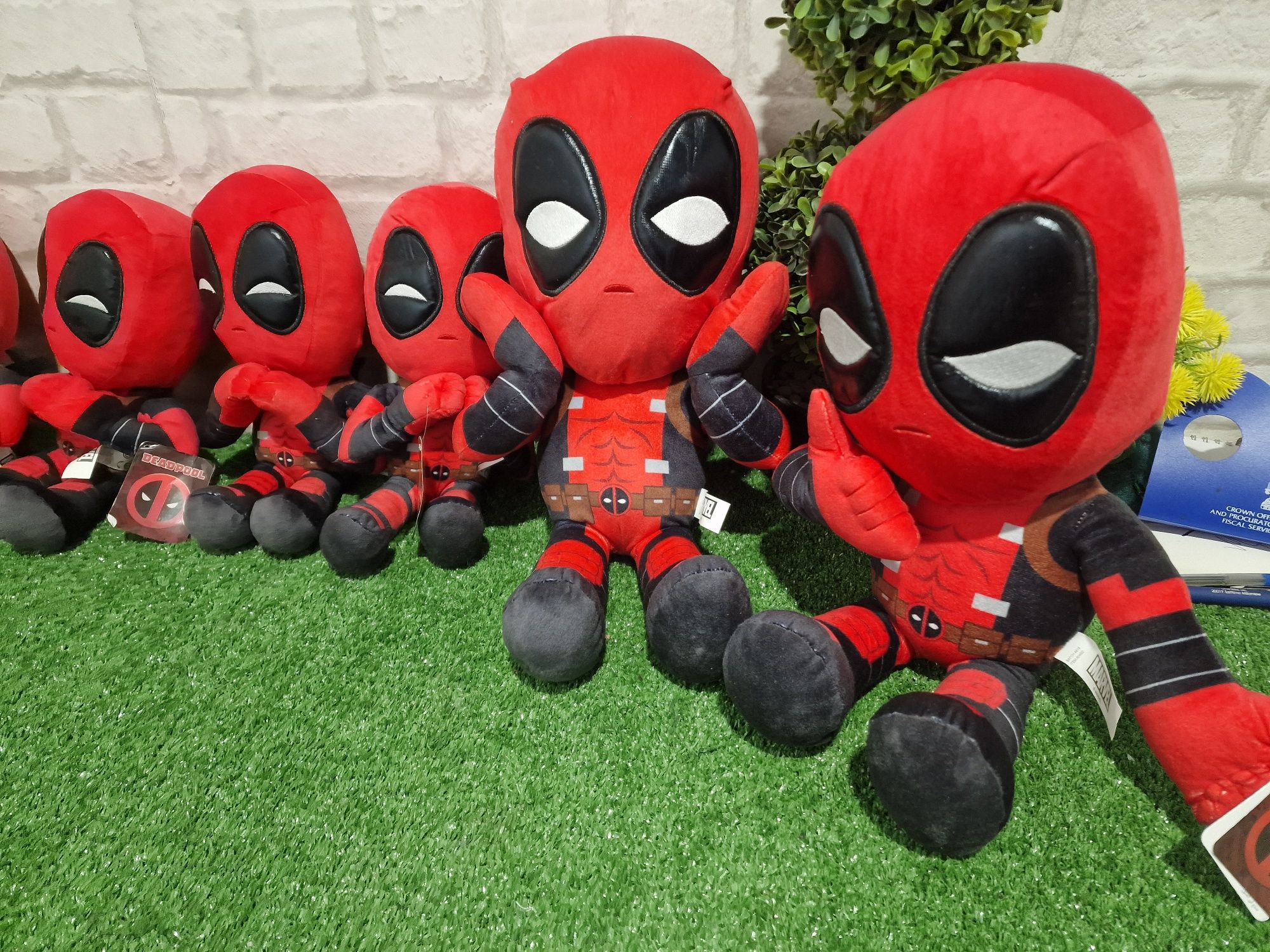Deadpool играчки