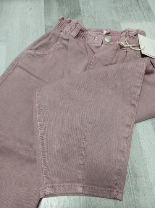Blugi fetițe, de culoare roz-moviu, marca Zara, mărime 5ani