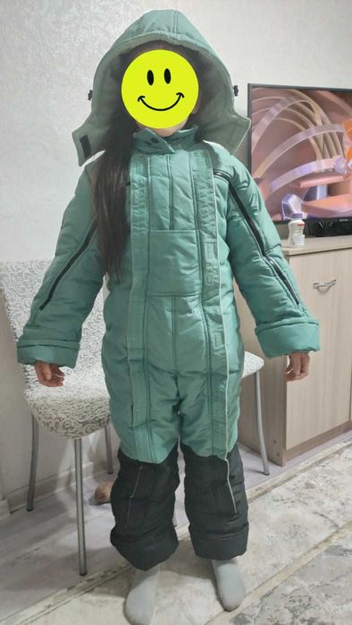 Продам зимний комбинезон для особенного ребенка