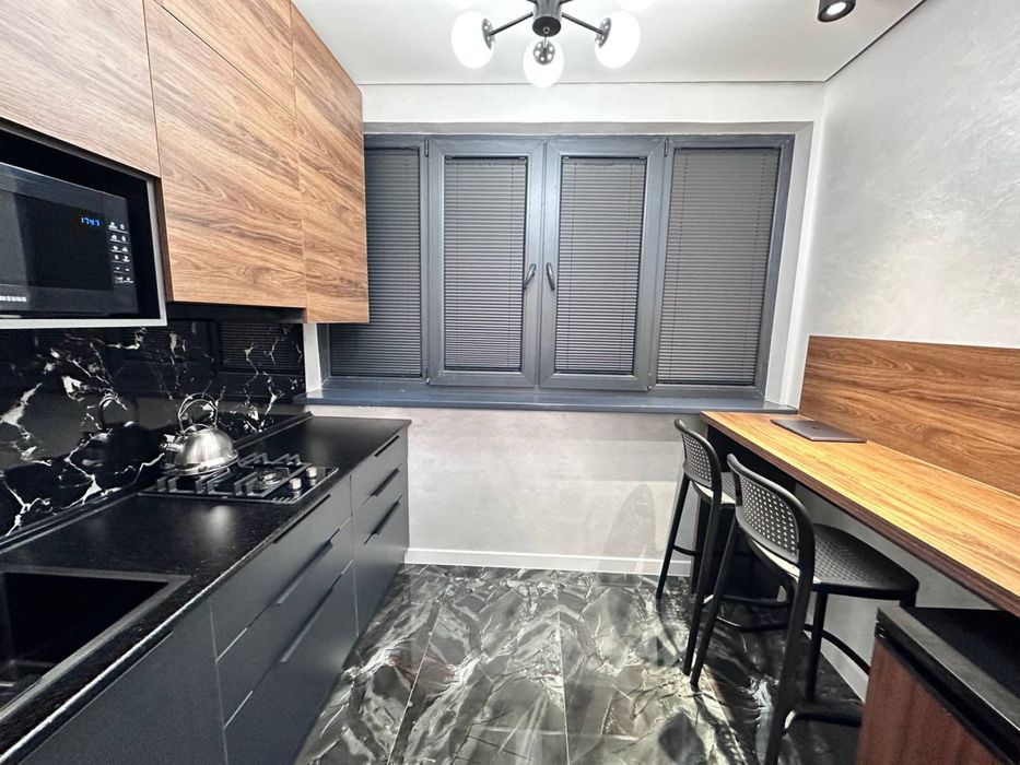 Срочно продается квартира, в отличном районе.