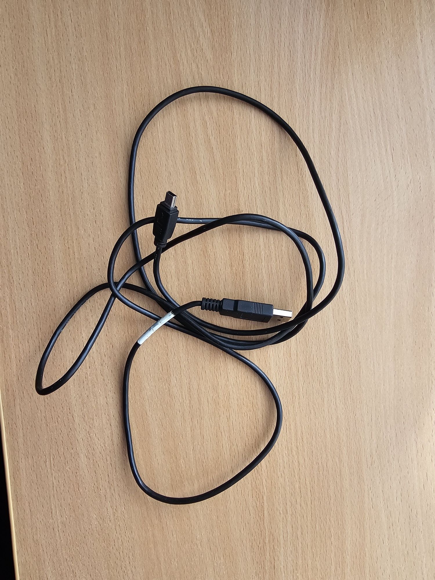 Кабель USB - mini USB