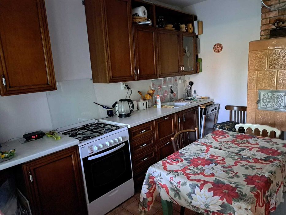 Casa cu livada + teren 5000 mp langa Tg. Secuiesc