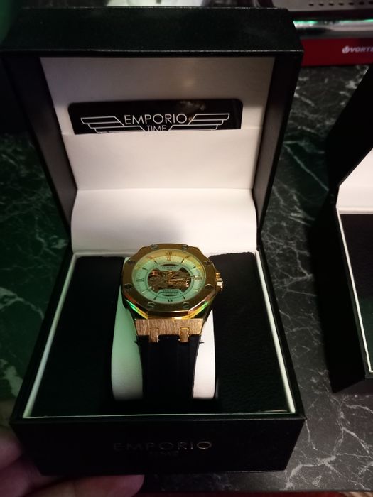 Vand 2 ceasuri armani