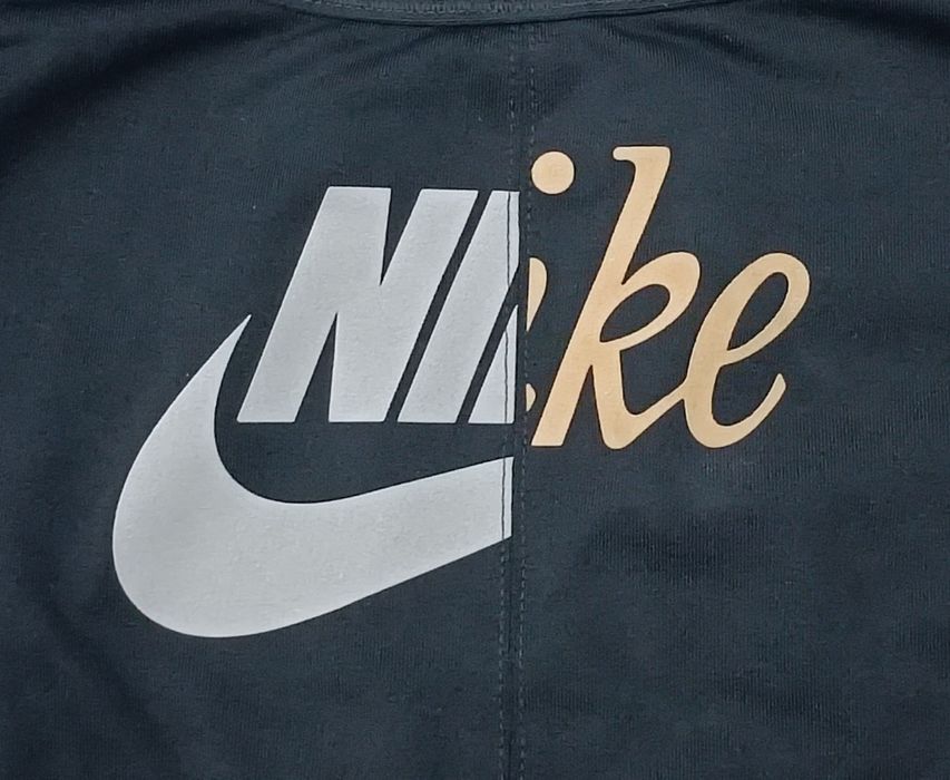 Nike DRI-FIT Bra оригинално бюстие S Найк спорт фитнес тренировки