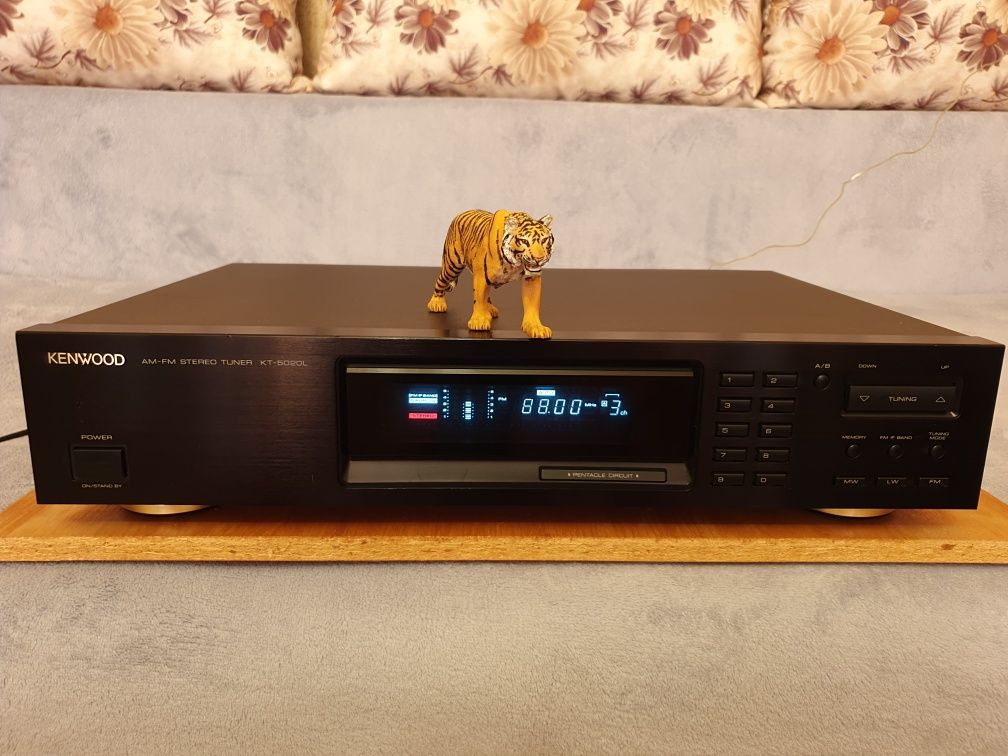 Kenwood KT-5020L. Tuner premium. Vârf de gamă. Bijuterie !