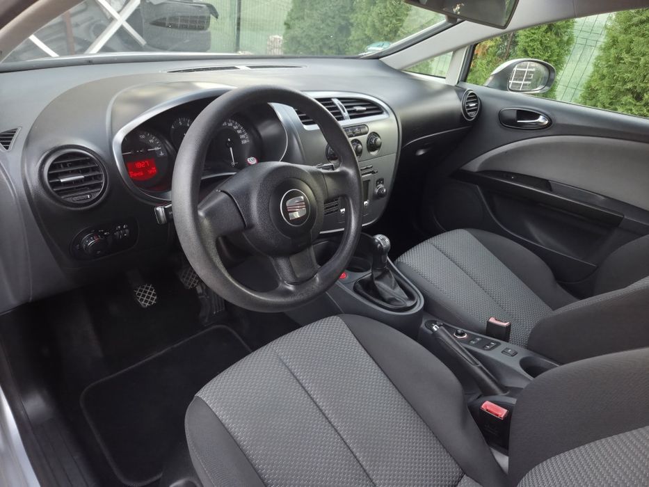 Vand seat leon 1.6 benzina clasic