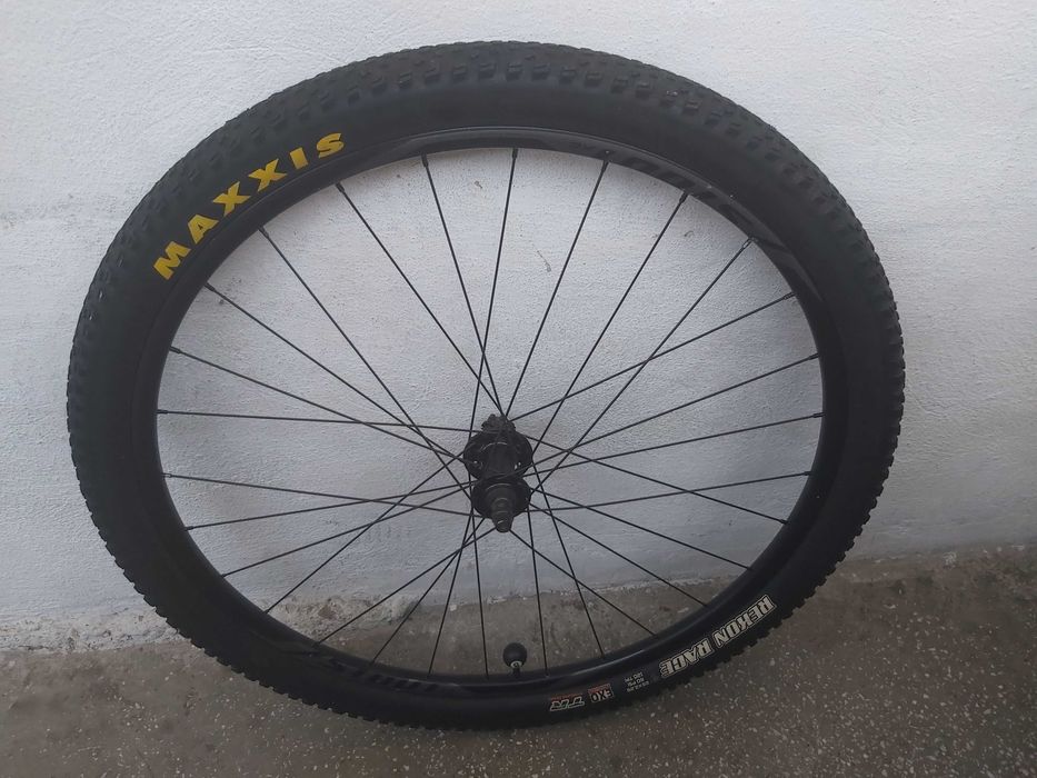 Roata de fata completa pt bicicleta 29" Stout