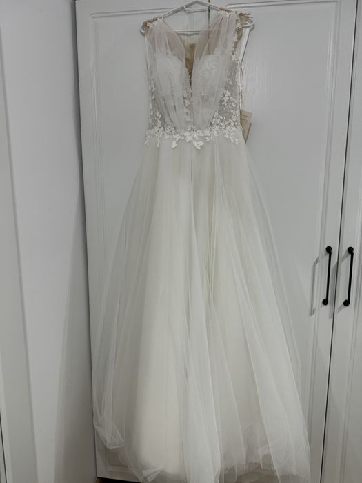 Rochie de mireasa NOUĂ