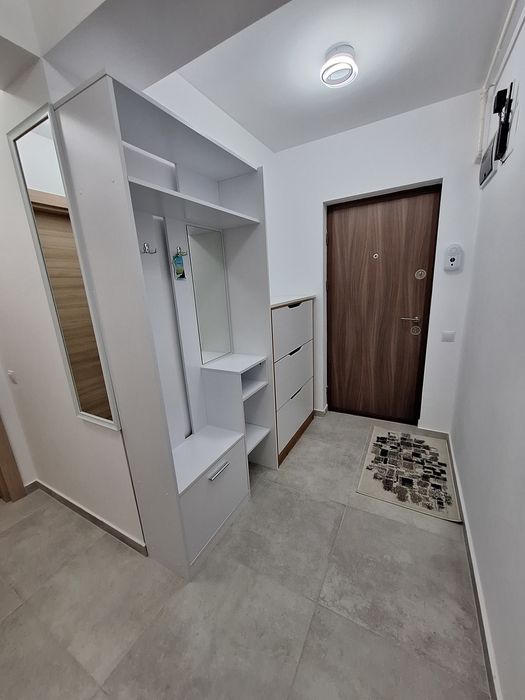 De închiriat apartament cu 2 camere + loc parcare, sector 4