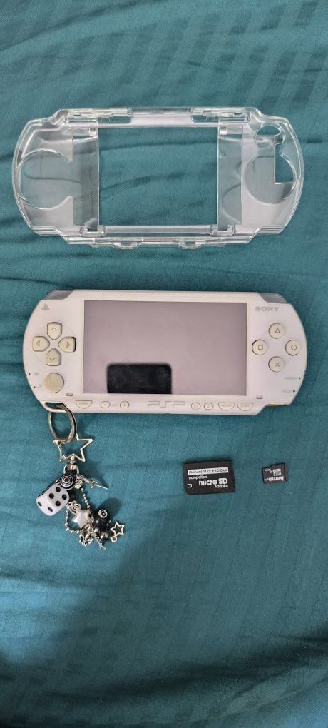 PSP Modat + Card SD 16 GB