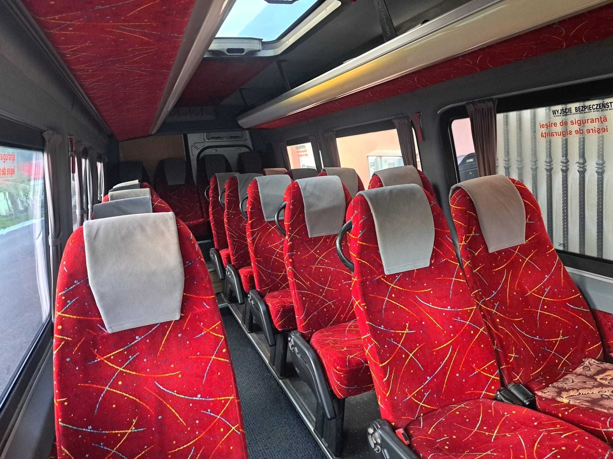Vand Mercedes-Benz Sprinter 21+1 locuri