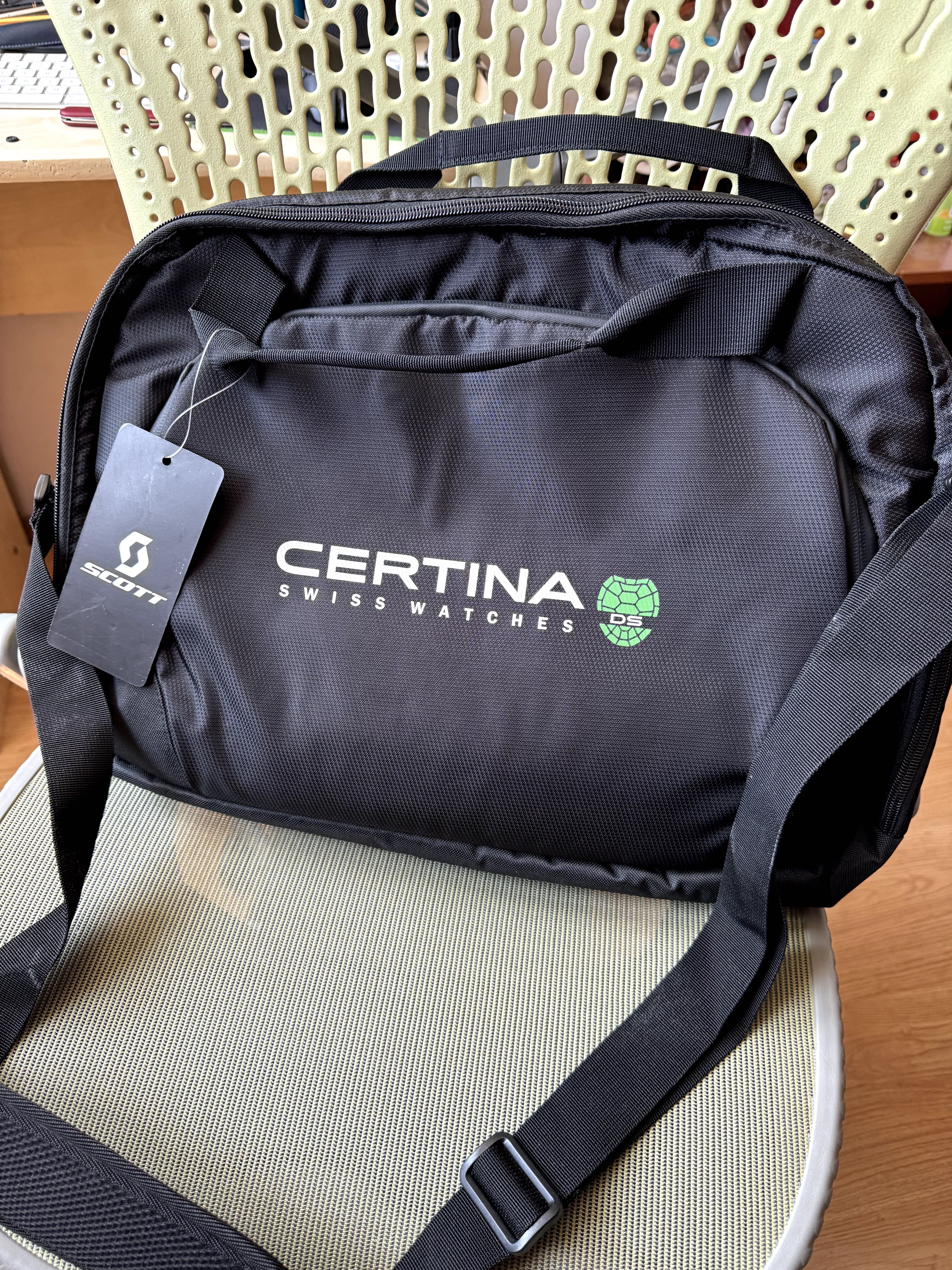 Certina Scott чанта за лаптоп ежедневна